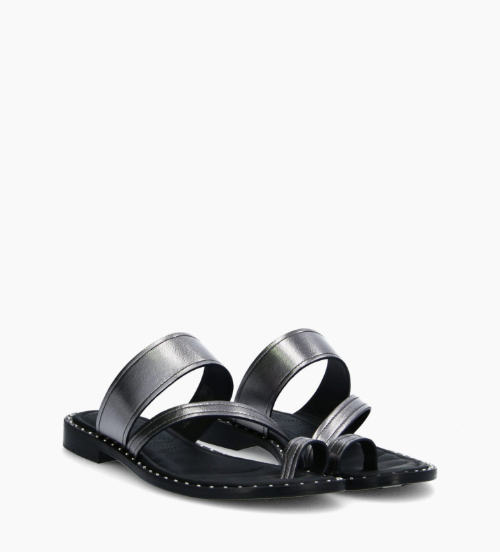 FREE LANCE Flat toe loop sandal STUDY - Grained vegetable tanned leather - Silver
