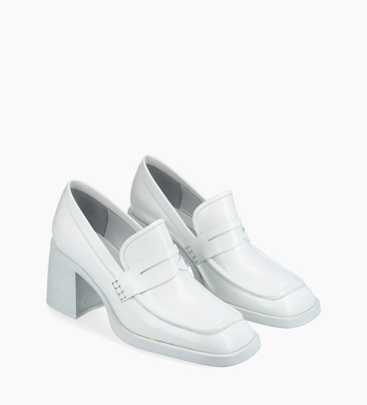 mocassin blanc