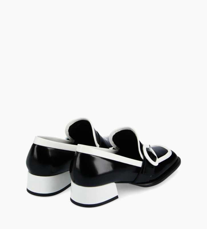 Squared loafer with buckle - Fin 35 - Glazed leather - Black/White