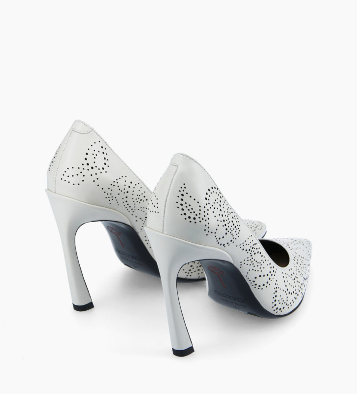 FREE LANCE Pointy pump - Domino 100 - Perforated box calf leather - White